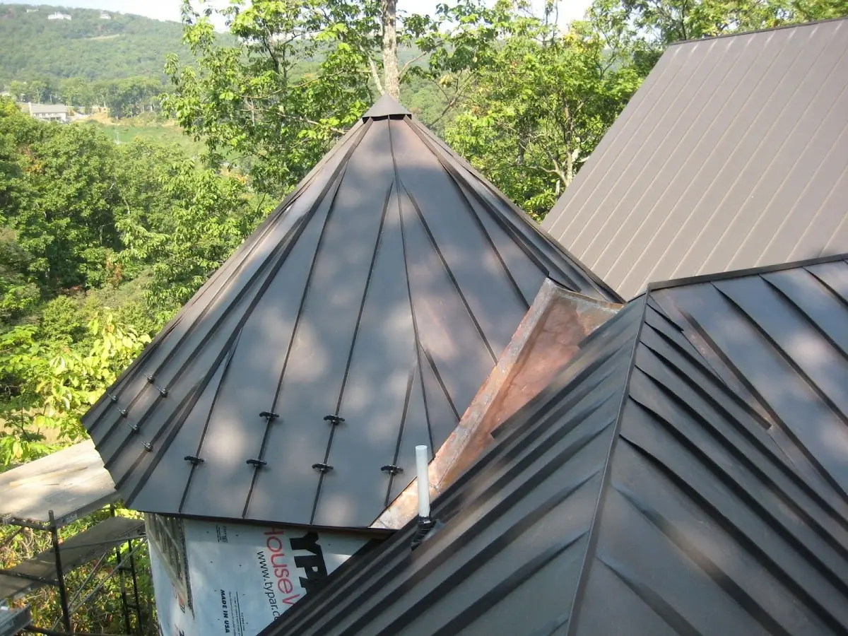 Professional Roof Tarp Installation by Craftsman Roofing in Cleves
